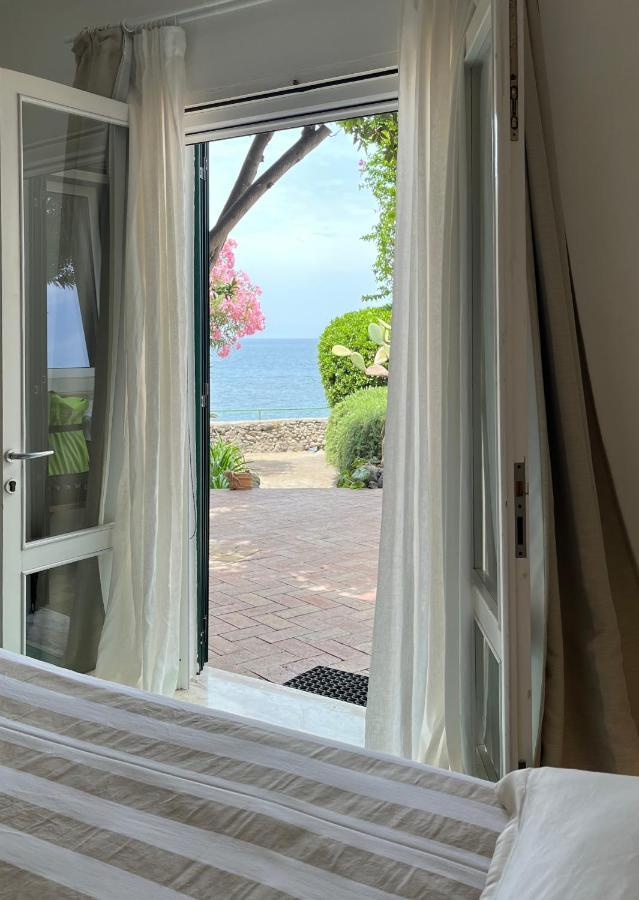 Nelinda Waterfront Accommodation 卡萨米乔拉泰尔梅 外观 照片