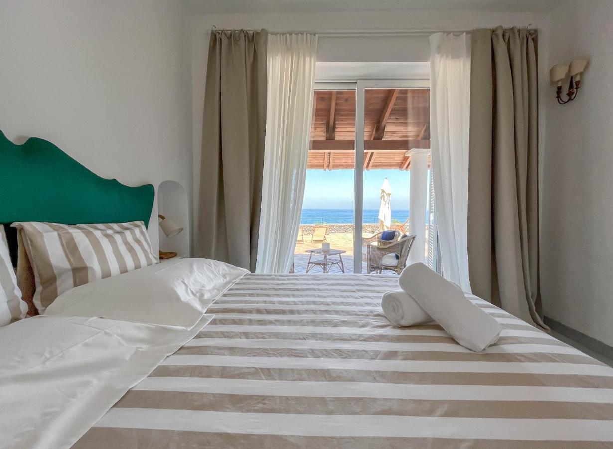 Nelinda Waterfront Accommodation 卡萨米乔拉泰尔梅 外观 照片